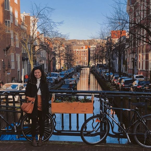 Meet your Posher - Picture 1 of 1